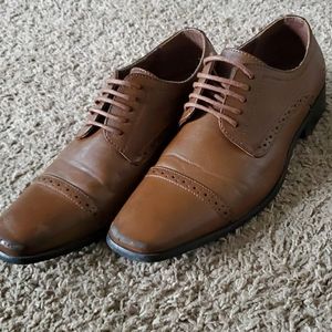 Dress shoes